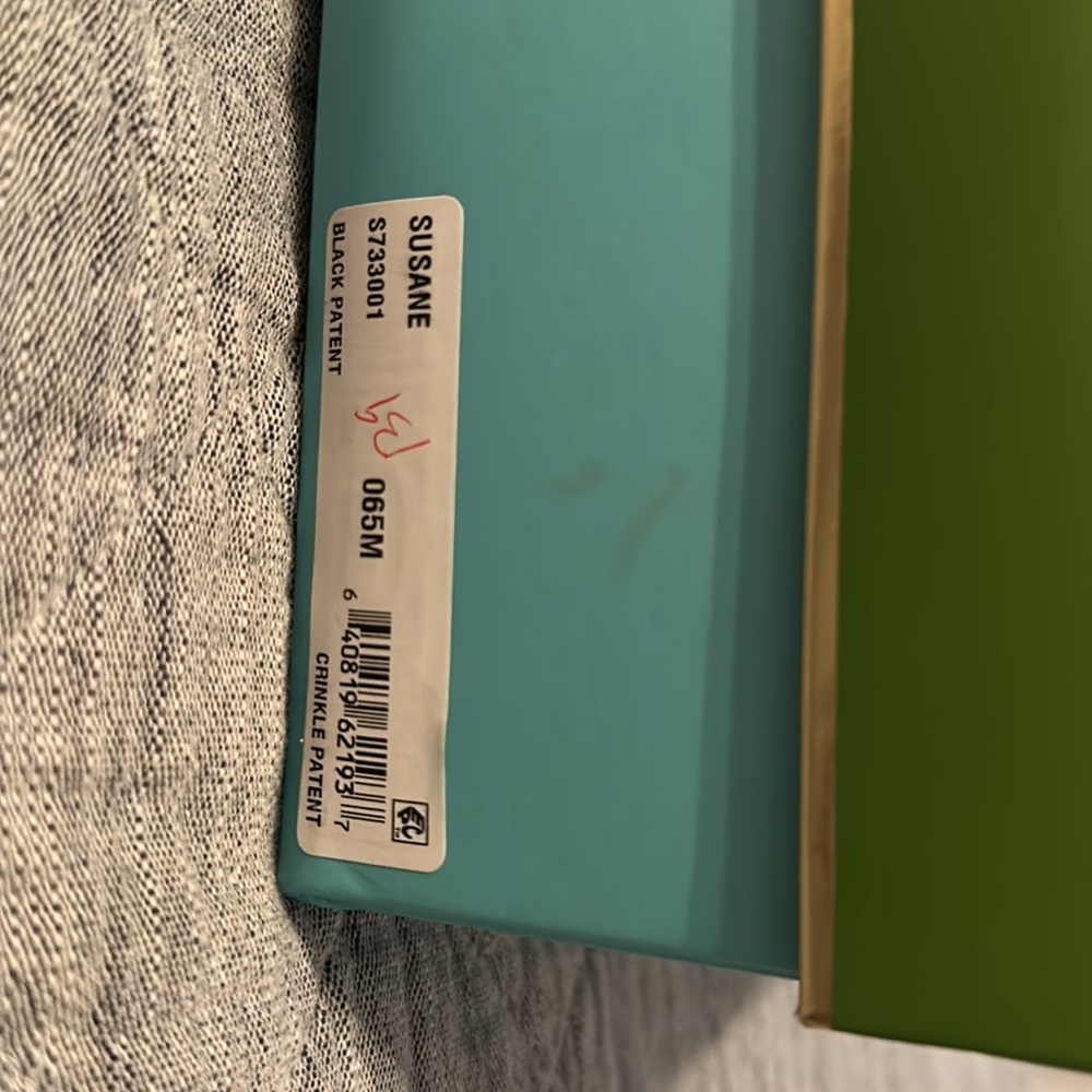 NWOT Kate Spade strapy heels - Picture 6 of 7